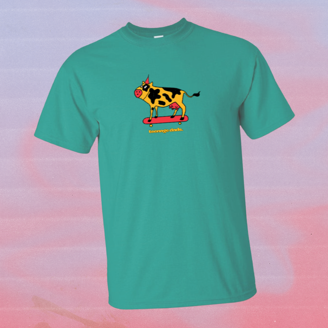 [SALE] Cow Skateboard Tee